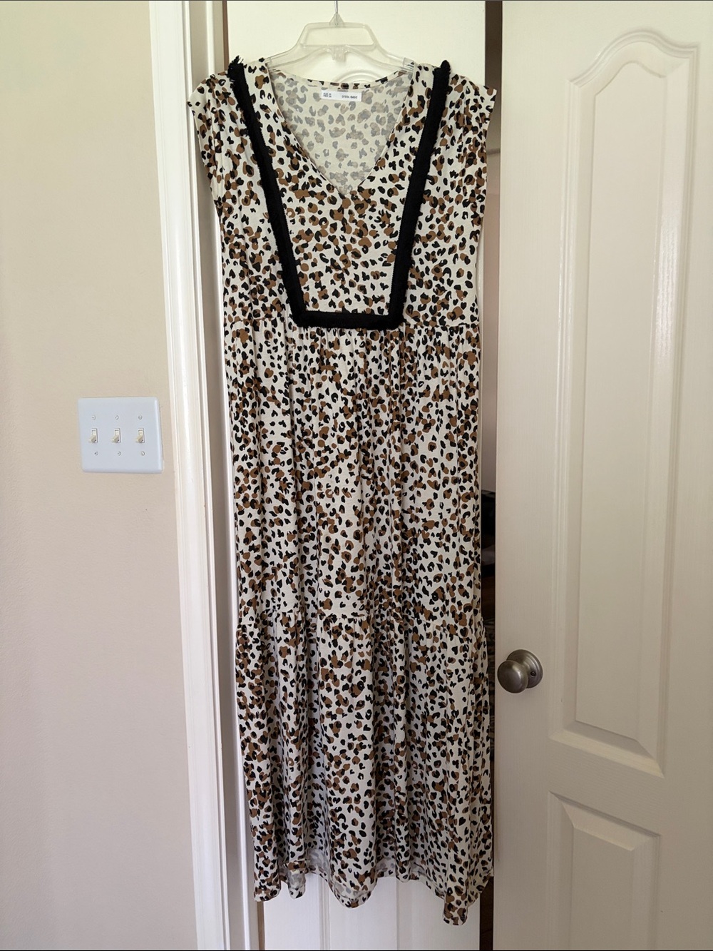 Sfera Sleeveless Leopard Print Maxi Dress with Black Trim M